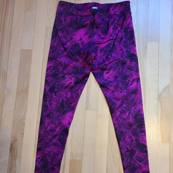 Spalding Fleece Leggings - Picture 2 of 8